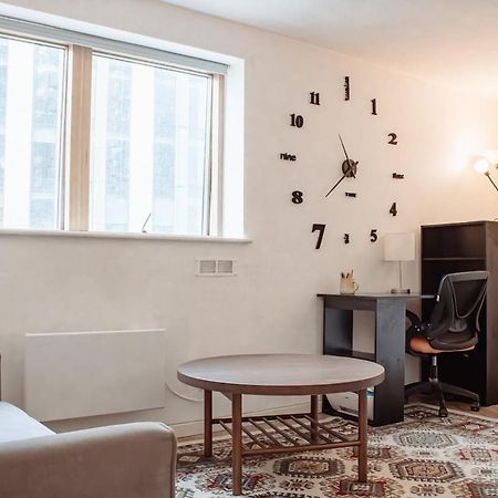 Modern 1-Bedroom Flat In Centre Leeds  Ngoại thất bức ảnh