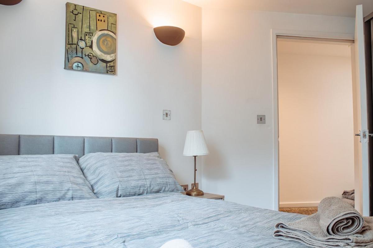 Modern 1-Bedroom Flat In Centre Leeds  Ngoại thất bức ảnh