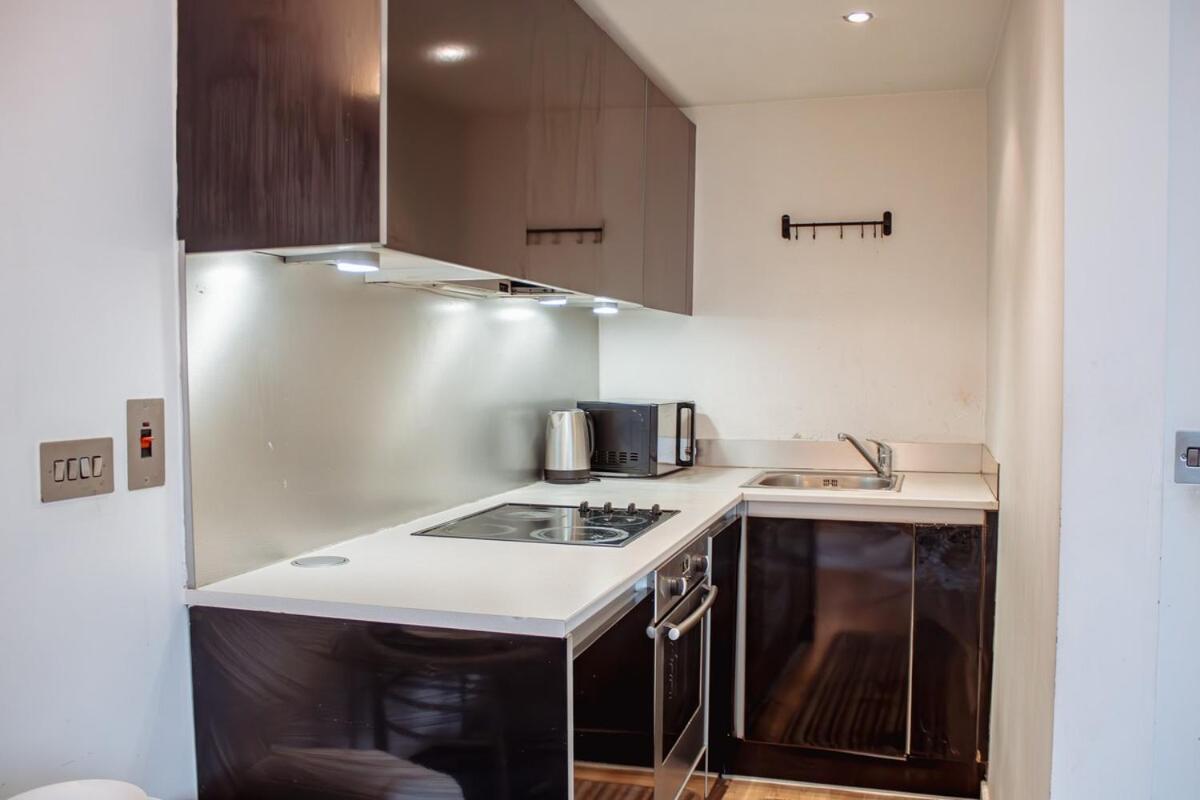 Modern 1-Bedroom Flat In Centre Leeds  Ngoại thất bức ảnh